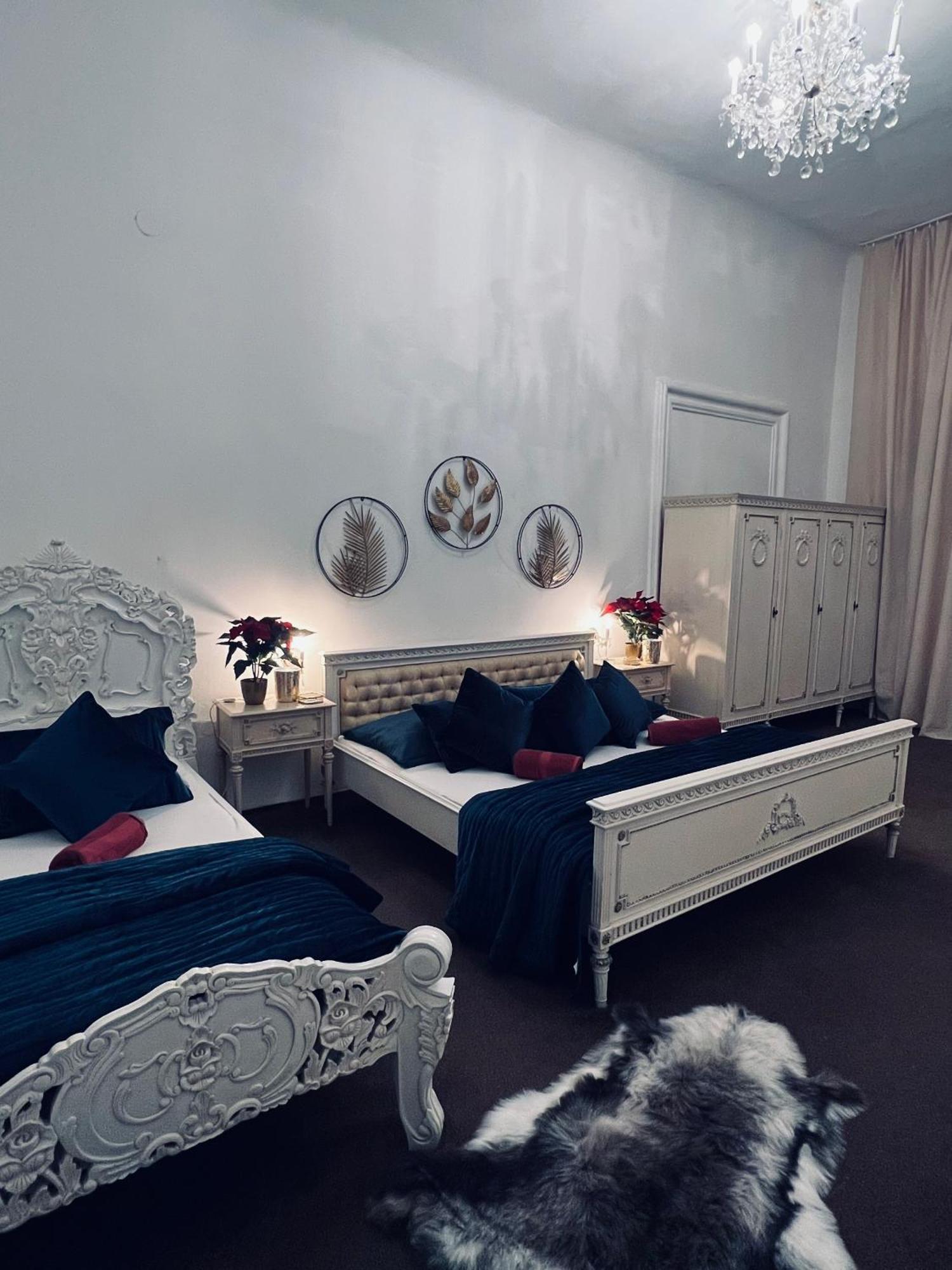Csaky Palace Bratislava 1 Apartment Ngoại thất bức ảnh