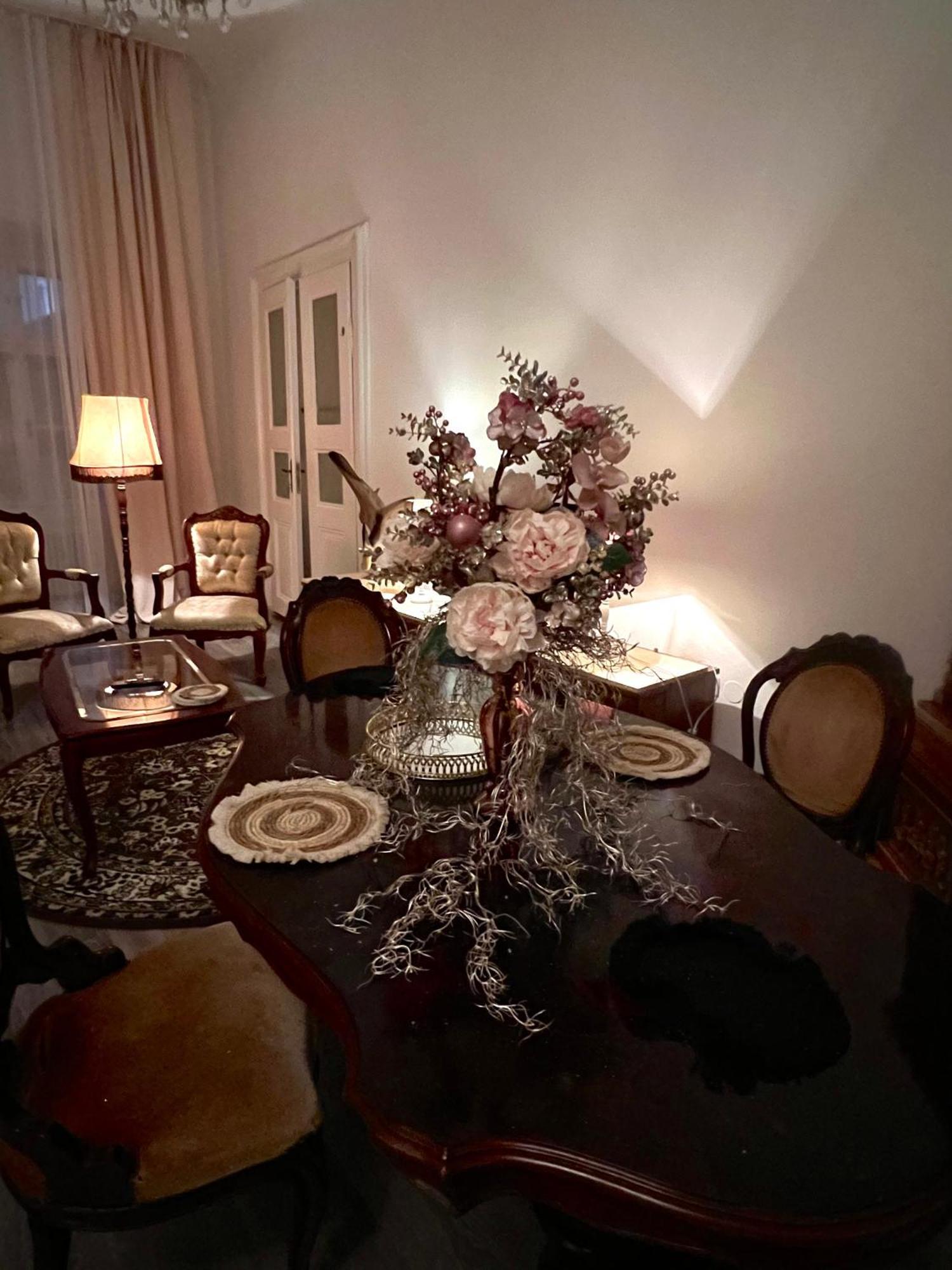 Csaky Palace Bratislava 1 Apartment Ngoại thất bức ảnh